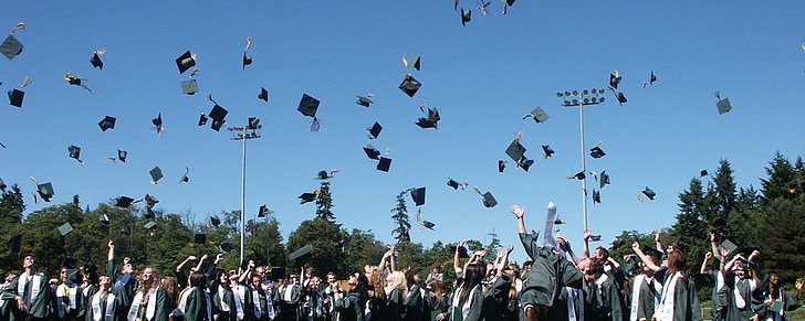 graduation-teen-high-school-student-preview (1).jpg